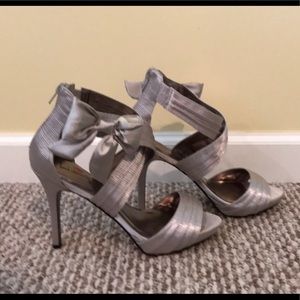Luichiny size 8 heels